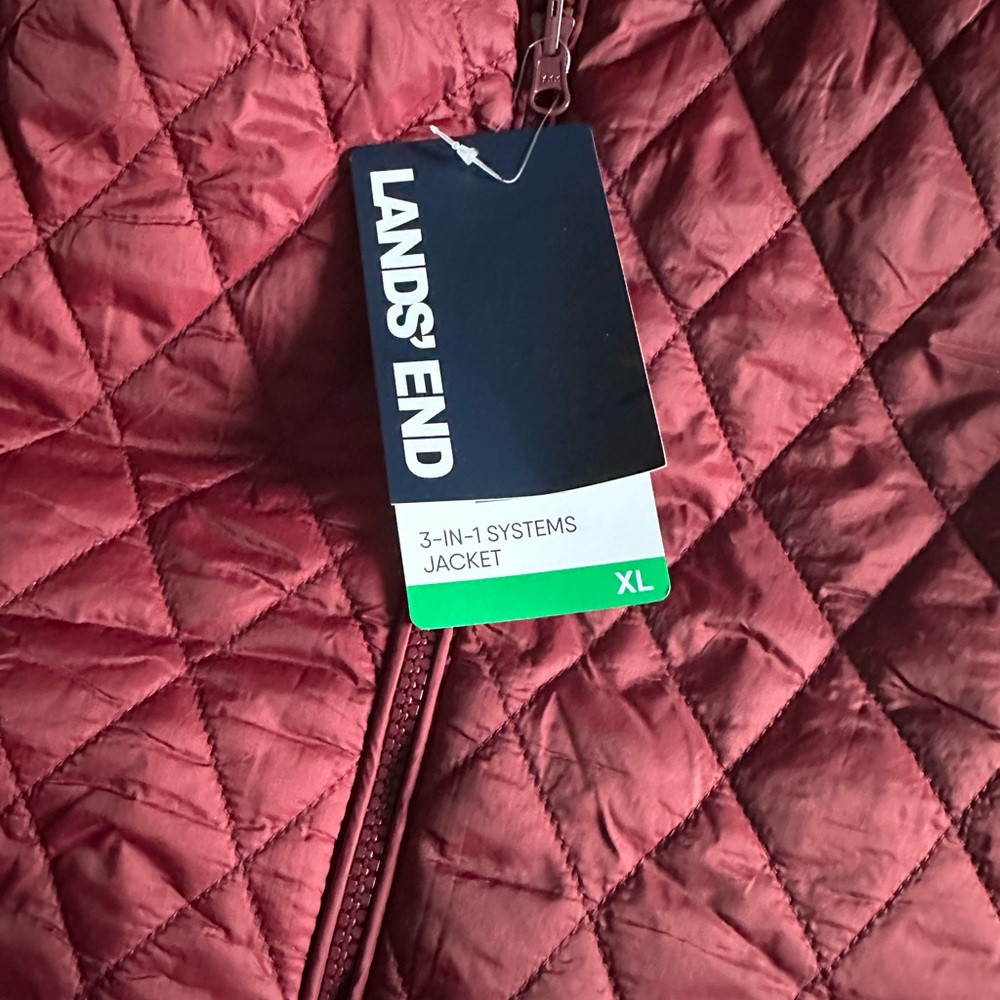 Lands' End Women's Quilted Vest - Burgundy NWT - Picture 6 of 7